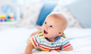 1岁以上宝宝吃几段奶粉