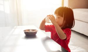 小孩厌食不吃饭的原因